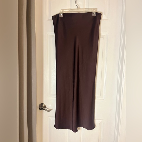 Zara Burgundy Maxi Skirt - Picture 8 of 14